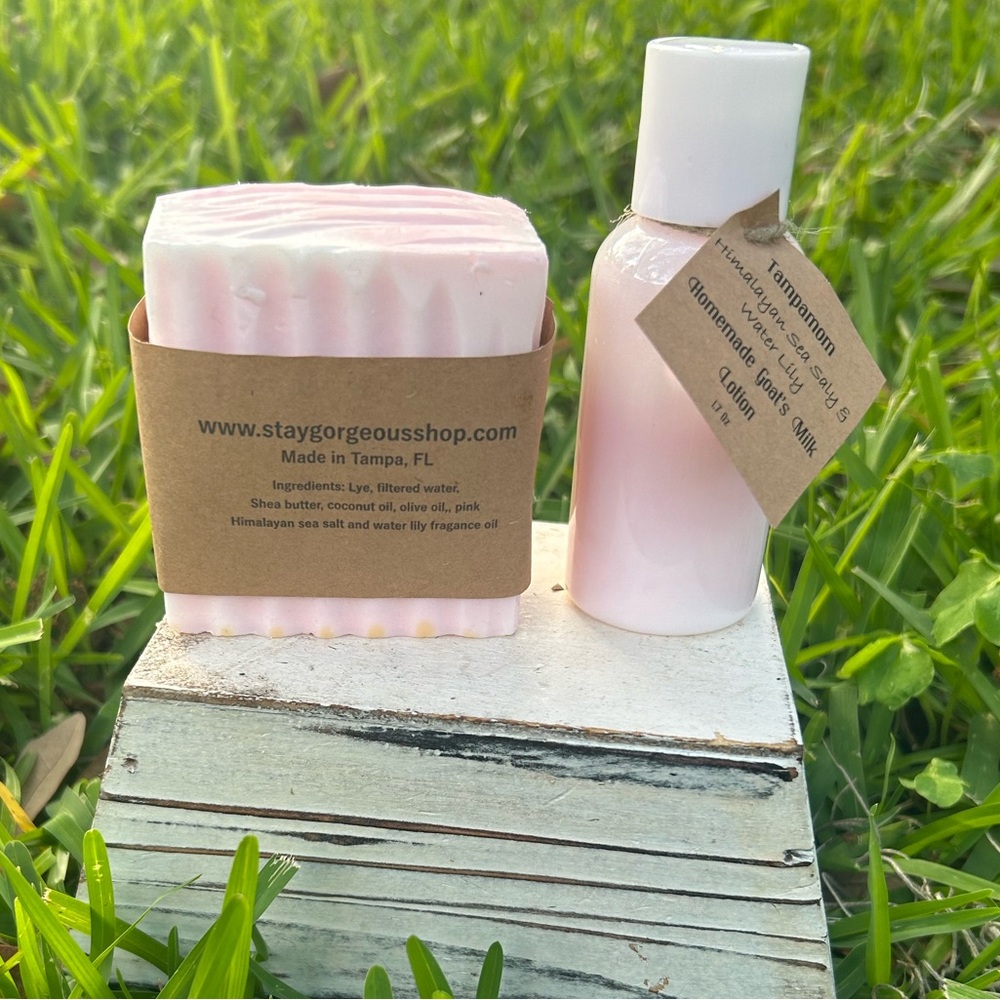 Pink Himalayan Sea Salt & Water Lily Handmade Shea Butter Soap & Lotion - Picture 3 of 3